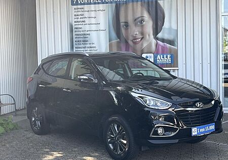 Hyundai ix35 2.0 STYLE AWD KLIMA ALU CAMERA PDC SHZ XEN