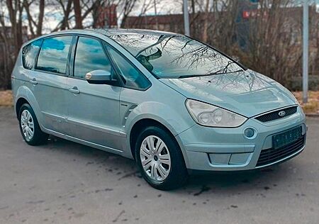 Ford S-Max 2,0 TDCi 103kW DPF Trend 7-Sitzer !