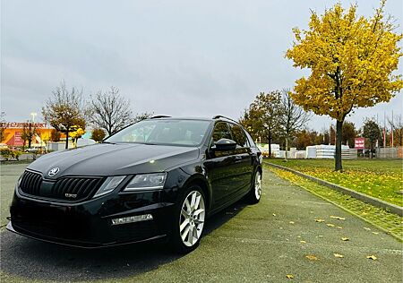 Skoda Octavia 2.0 TDI SCR DSG RS Combi RS