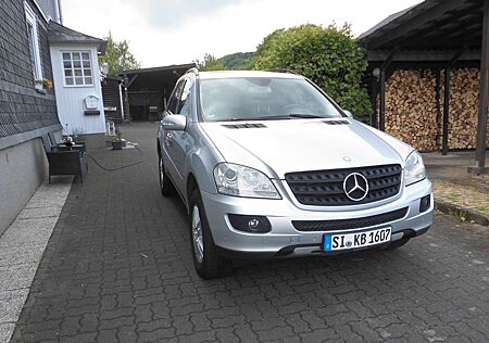 Mercedes-Benz ML 280 CDI 4MATIC -