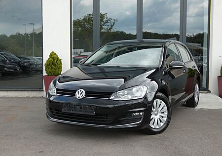 VW Golf Volkswagen VII Limo Highline*Klima*Alcantara*Shz*Pdc*