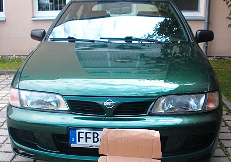 Nissan Almera gebraucht kaufen Nissan Almera 1.4 S S