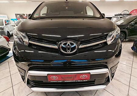 Toyota Pro Ace Proace Verso L1 Team Deutschland AHK 8 Sitzer