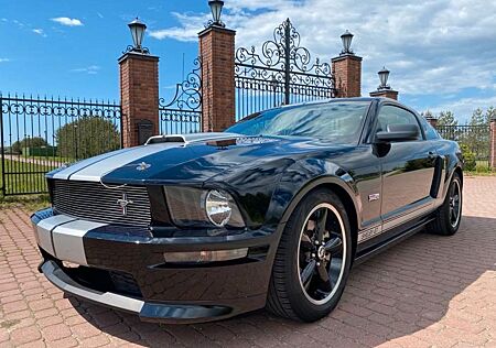 Ford Mustang Shelby GT 2007 V8 Top Zustand - 72tsd KM