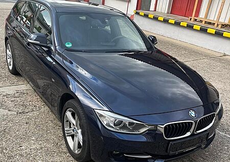 BMW 335i xDrive Touring Aut. Leder PANO Ahk.