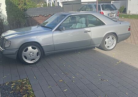 Mercedes-Benz E 220 mit Anhängerkupplung evtl. Tausch