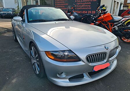 BMW Z4 Roadster 2.5i-3.HAND/Tüv NEU/M PACKET/XENON-