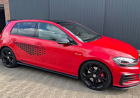 VW Golf Volkswagen 2.0 TSI 213kW OPF DSG GTI TCR