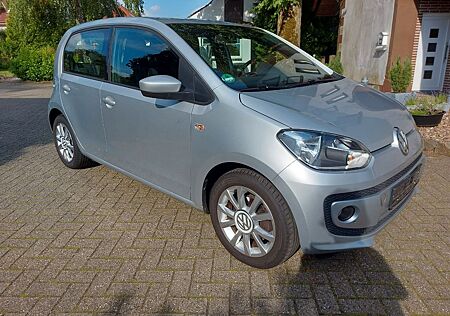 VW Up Volkswagen 1.0 44 kW BlueMotion Technology club ! ...