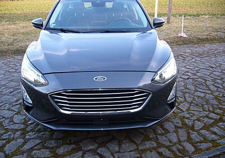 Ford Focus 1,5 EcoBlue 70kW Cool & Connect Turnie...