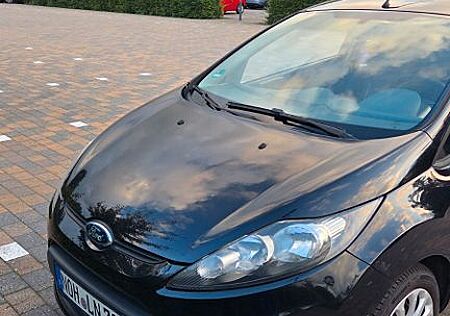 Ford Fiesta | TüV Neu | Unfallfrei