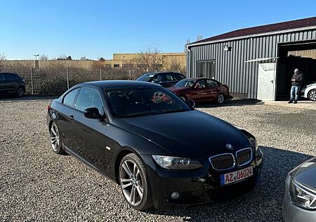 BMW 330i Coupé -