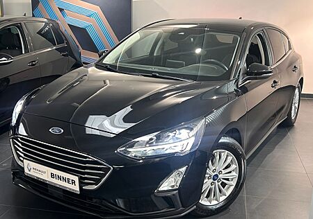 Ford Focus 1.5 Eco Boost Aut.Titanium *8Fach*RHK*Pano