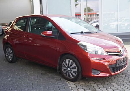 Toyota Yaris Life