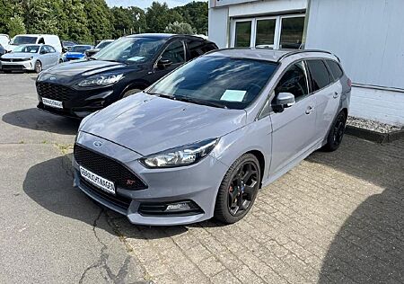 Ford Focus Turnier ST