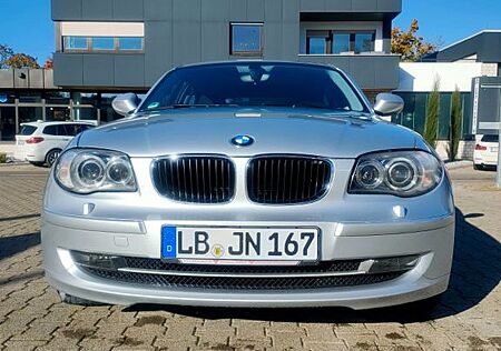 BMW 118i -Limousine Bi-Xenon/2Z.Kimaauto.