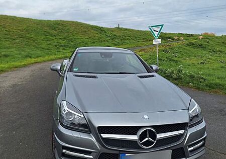 Mercedes-Benz SLK 350 r172 AMG-Paket