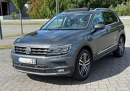 VW Tiguan Volkswagen 2.0 TDI DSG 4MOTION Highline LED HUD Stdh