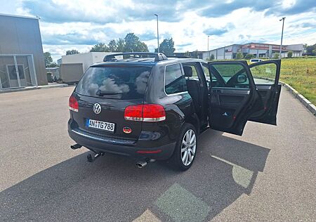 VW Touareg Volkswagen 3.0 V6 TDI Tiptronic Kong Kong