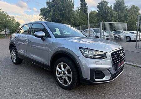 Audi Q2 quattro design*Stronic*Navi*Leder*Schiebedach