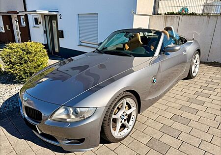 BMW Z4 3,0si Indivi. M Sportp. 1Hand TÜV Unfallfrei