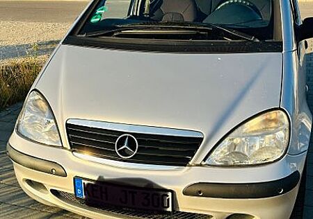 Mercedes-Benz B 160