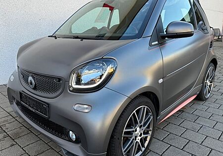 Smart ForTwo Cabrio Brabus Navi,Kam,Temp,Shz,18''JBL