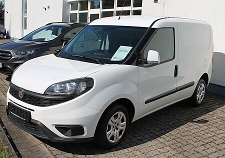 Fiat Doblo Cargo SX Kasten *3Sitze*Navi*Parkpilot*