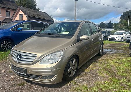 Mercedes-Benz B 200 B -Klasse Turbo