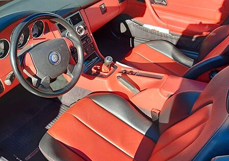 Mercedes-Benz SLK 200 -