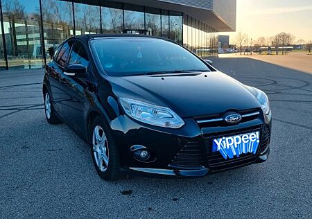 Ford Focus 1,6 EcoBoost 110kW Titanium Titanium
