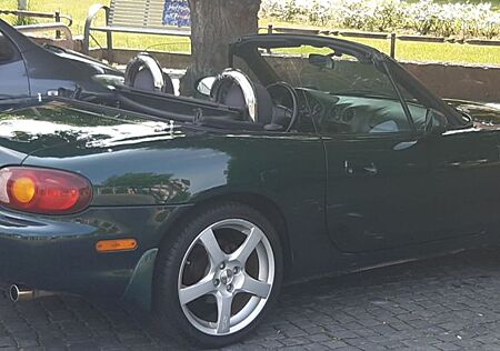 Mazda MX-5 1.6 16V - 24 Jahre 1 Hand, Hardtop 17"Alu