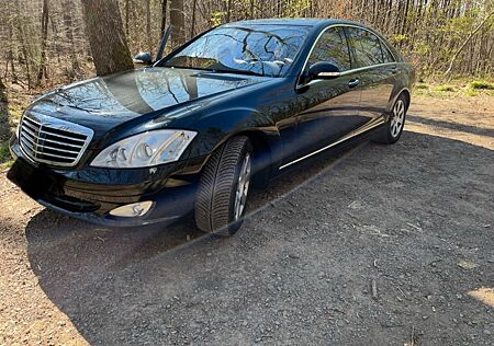 Mercedes-Benz S 500 L -