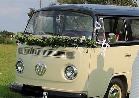 VW T1 Volkswagen / T2 Fensterbus mit 8 Sitzen und Flügeltüren