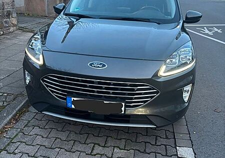 Ford Kuga 2.0 EcoBlue Hybrid Titanium Titanium