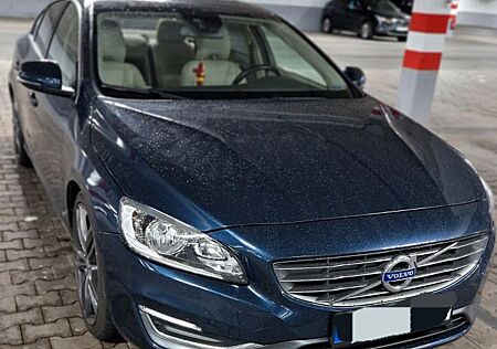 Volvo S60 T5 Geartronic Momentum Momentum