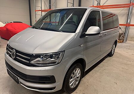 VW T6 Multivan Volkswagen 2.0 TSI Comfortline ACC LED 1. Hand