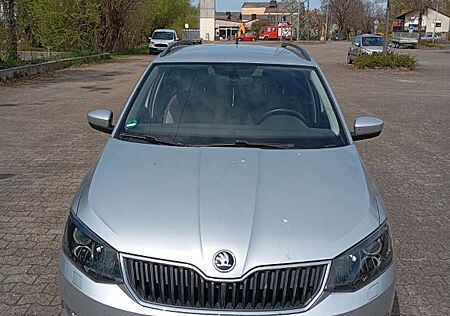 Skoda Fabia 1.2l TSI DSG 81kW Joy Combi Joy