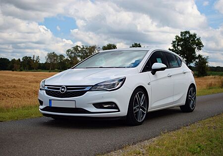 Opel Astra 1.6 Limousine CDTI Diesel 100kW / 136PS