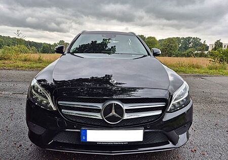 Mercedes-Benz C 220 d T Autom. -