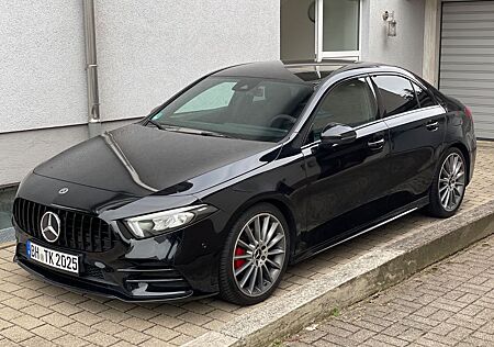 Mercedes-Benz A 200 -Limosine AMG Line 19 Zoll
