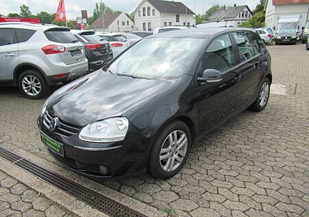 VW Golf Volkswagen 1.6 Tour KLIMA ALU PDC KM 142000 TÜV 10/26