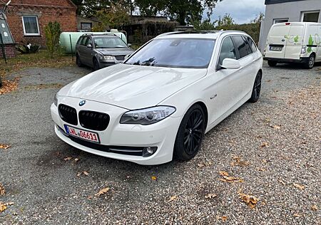 BMW 535 d Touring xDrive Softclose Pano, Head up