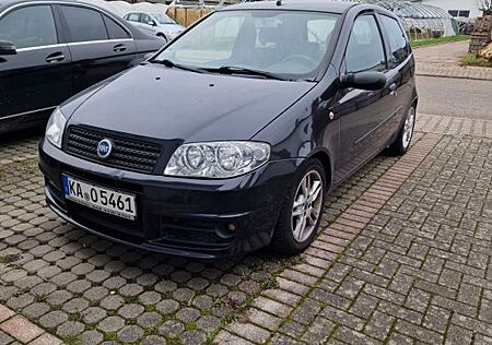 Fiat Punto 1.2 8V klima und tüv