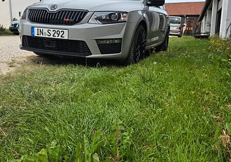 Skoda Octavia 2.0 TDI DSG RS Combi RS