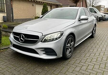 Mercedes-Benz C 180 AMG LINE COMAND LED PDC