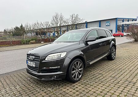 Audi Q7 3.0 TDI (DPF) quattro tiptronic -