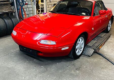 Mazda MX-5 NA in einem guten Zustand