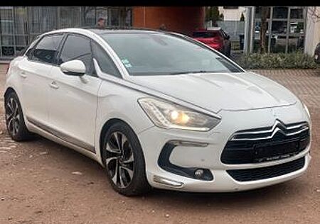 Citroën DS5 THP 155 SoChic Autom.