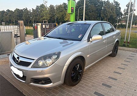 Opel Vectra 2.2 DIRECT Edition Plus Automatik Edi...